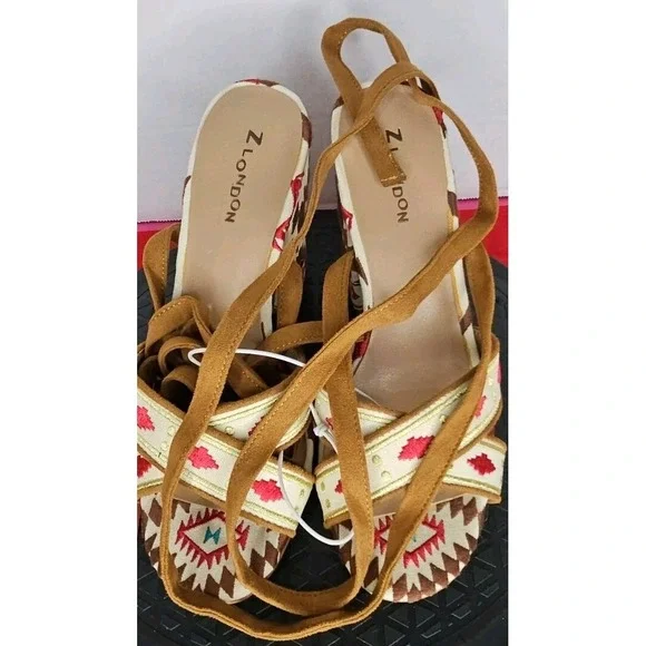 Z London Veloce Ankle Lace Up Sandal Aztec Tribal Black Size 8.5 NWT'S - Picture 6 of 10